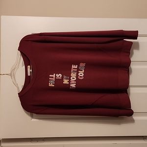 Womens light weight sweatshirt/ long sleeve shirt Burgandy color